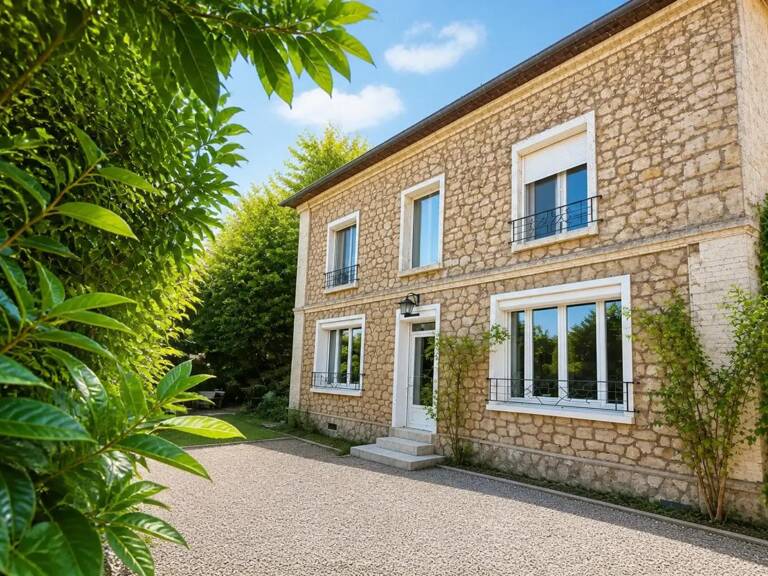Maison meulière 143 m²+ dependance + garage et piscine — photo 1