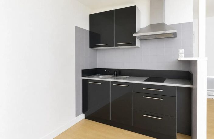 T2 de 38 m² à Nantes Centre, quartier Kervegan — photo 3