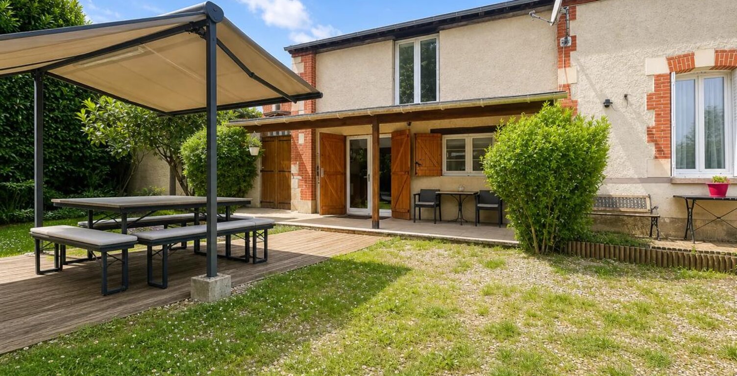 A saisir somptueuse maison de 8 pièces de 201 m² à Auxy !! — photo 1