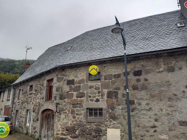 Ancien corps de ferme à Reprendre — photo du bien