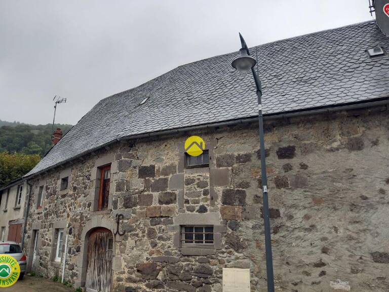 Ancien corps de ferme à Reprendre — photo 1
