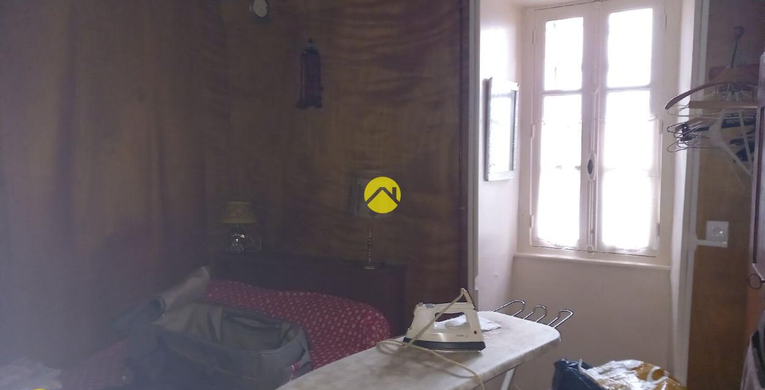 Ancien corps de ferme à Reprendre — photo 1
