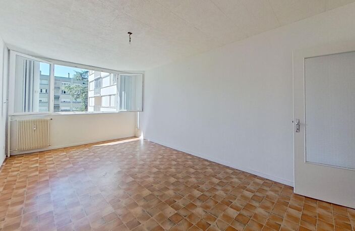 T3 Proche du parc de la Tête d'Or + Garage — photo 2