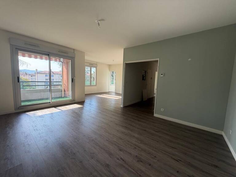 Appartement À Louer — photo 1