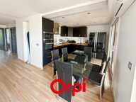 TRES BEL APPARTEMENT REFAIT A NEUF — photo 3