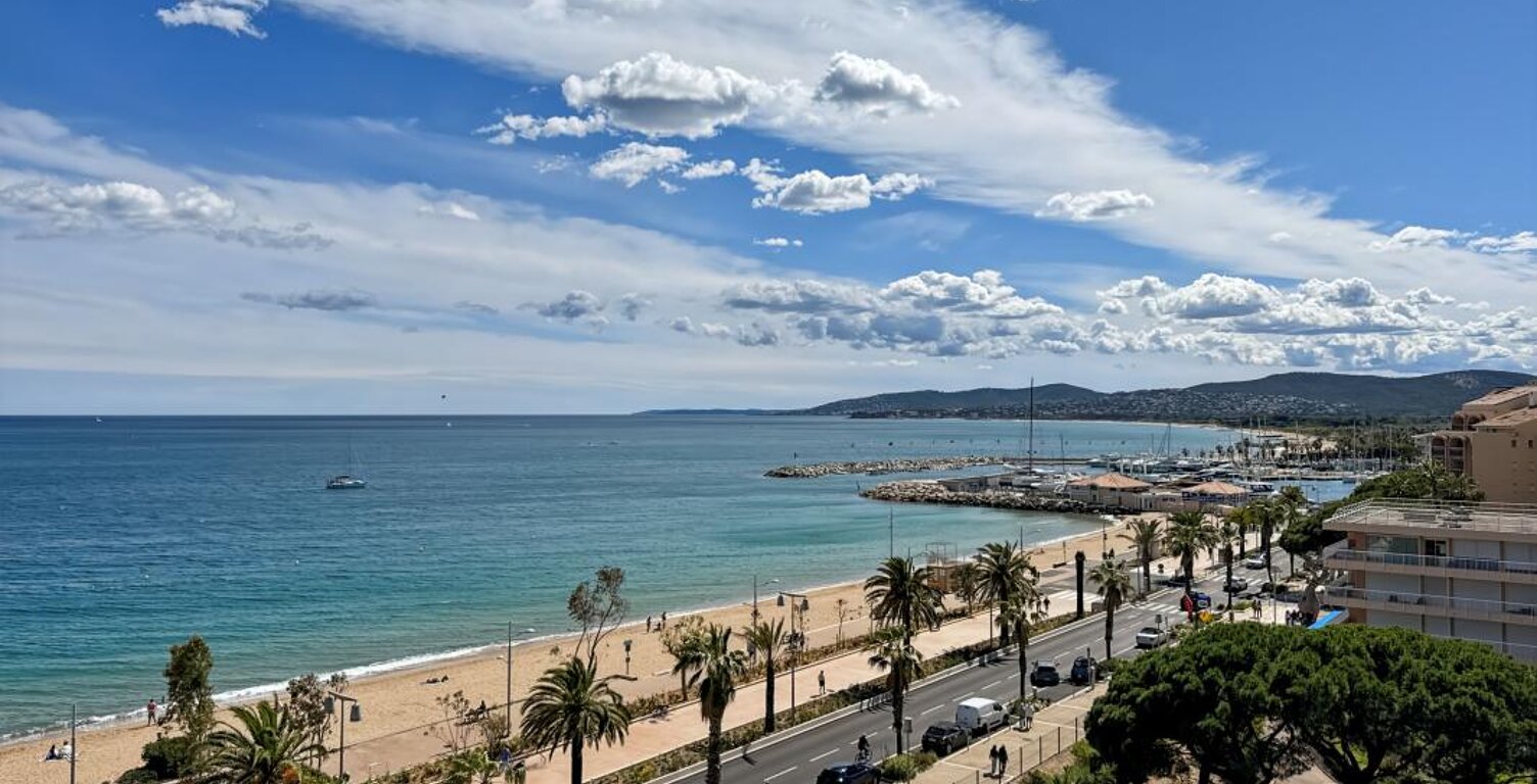 Magnifique vue mer de ce 2 pièces 38 m2 en étage elevé avec ascenseur — photo 1