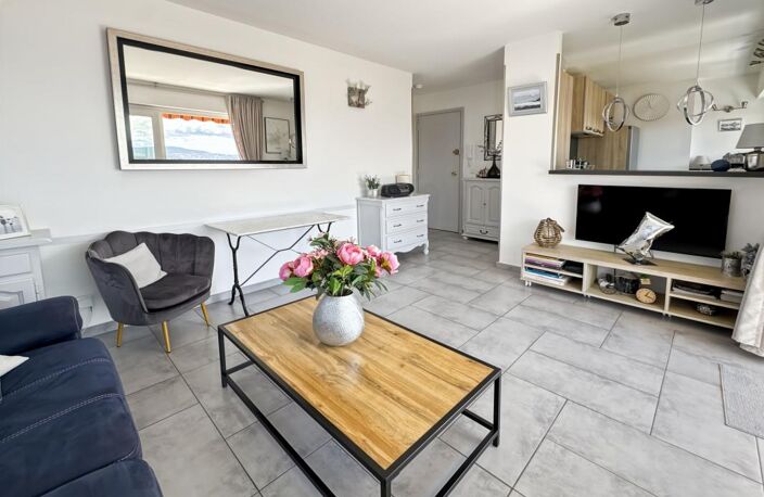 Magnifique vue mer de ce 2 pièces 38 m2 en étage elevé avec ascenseur — photo 4