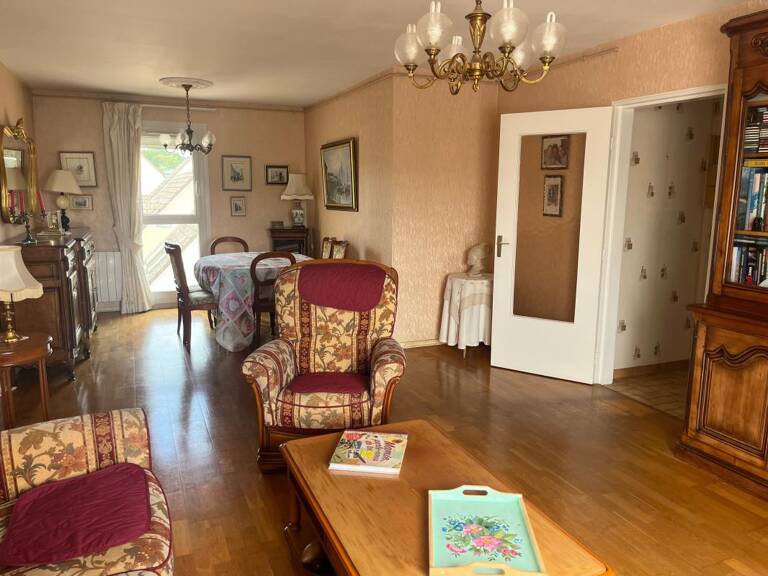 Appartement À Vendre 79m2 loi carrez — photo 1