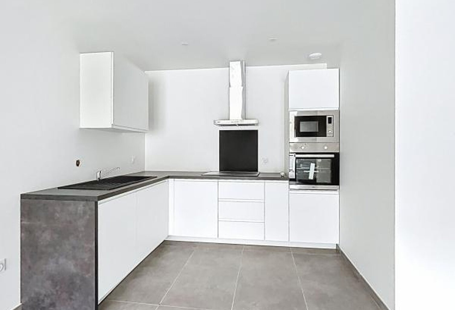 Appartement À Vendre — photo 1