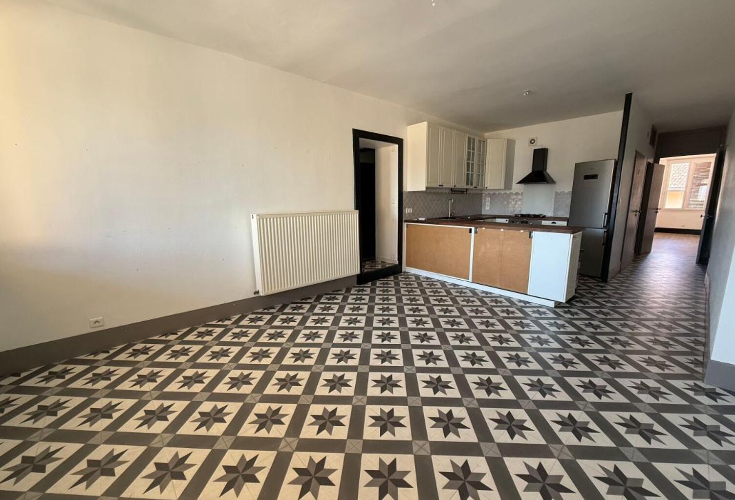 A VENDRE EN EXCLUSIVITÉ à Rumilly (74150) – Centre-ville – Appartement traversant de 120 m² avec annexes — photo 1