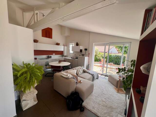 Maison À Vendre — photo du bien