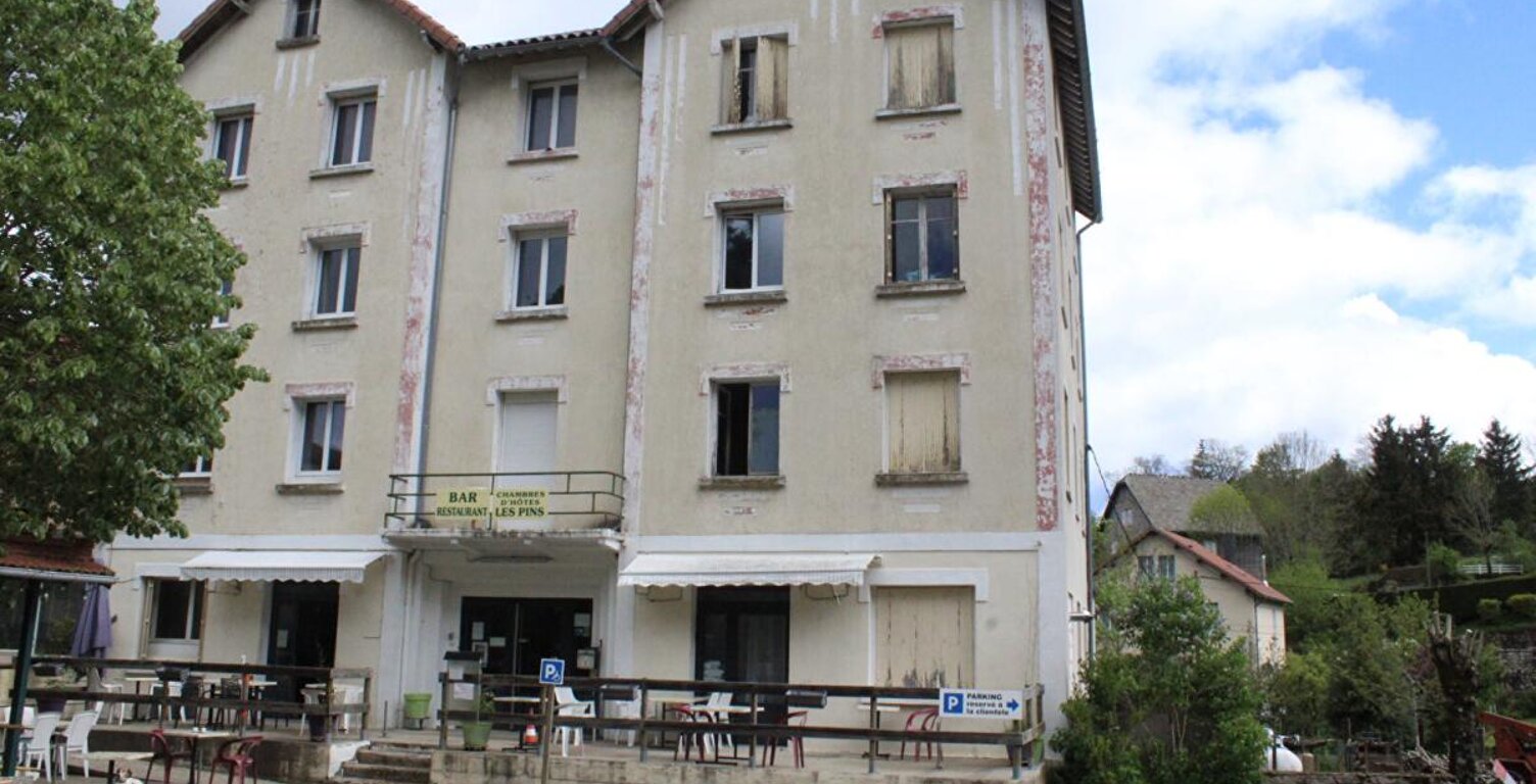 Maison La Bastide Puylaurent 25 pièce(s) 670 m2 — photo 1