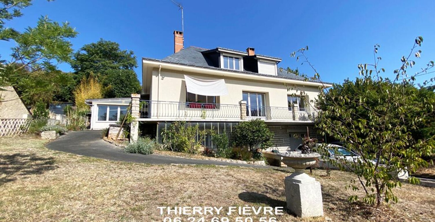 A VENDRE MONTREUIL BELLAY 49260 Maison de 151 m2  4 chambres sur terrain clos avec véranda cave — photo 1