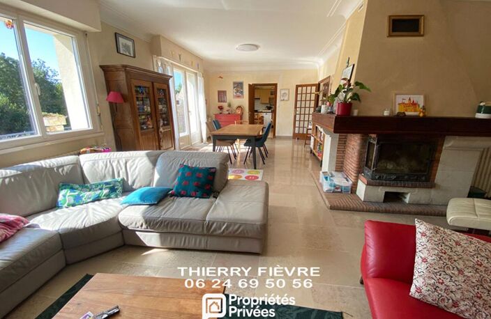 A VENDRE MONTREUIL BELLAY 49260 Maison de 151 m2  4 chambres sur terrain clos avec véranda cave — photo 3