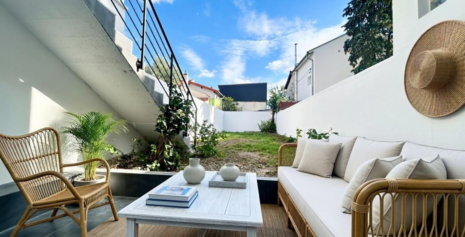 Fontenay Maison proche RER 15 min avec 2 terrasses, jardin et garage — photo 1