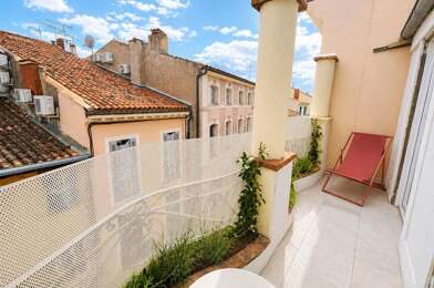 Appartement 3 pièces 240000 €