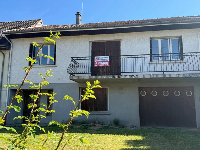 Maison Moulins 7 pièce(s) 180 m2 + garage + dépendance + puits — photo 1