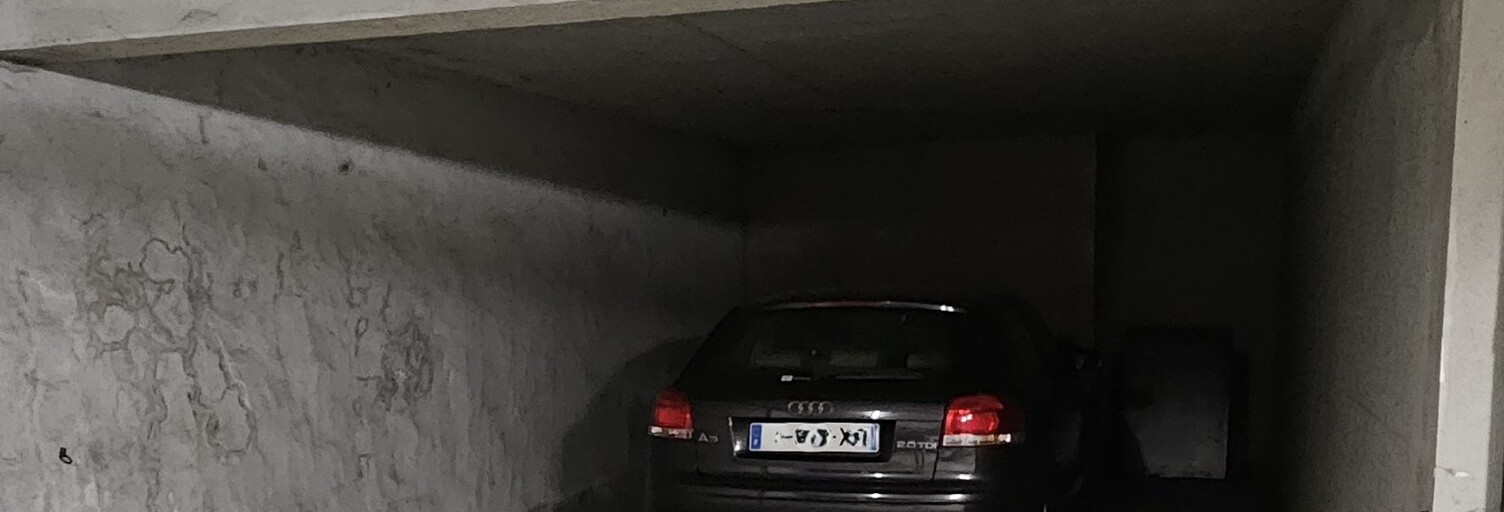 Garage  27 m² à vendre à Nice (06300)