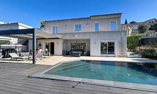 Maison 5 Pièces 177 m² à vendre à Nice (06100)