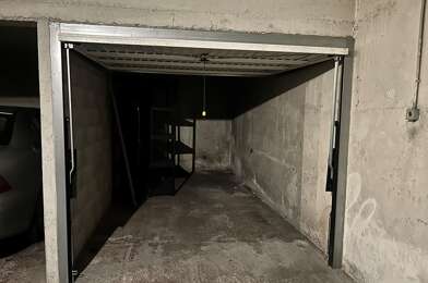 Garage  43900 €