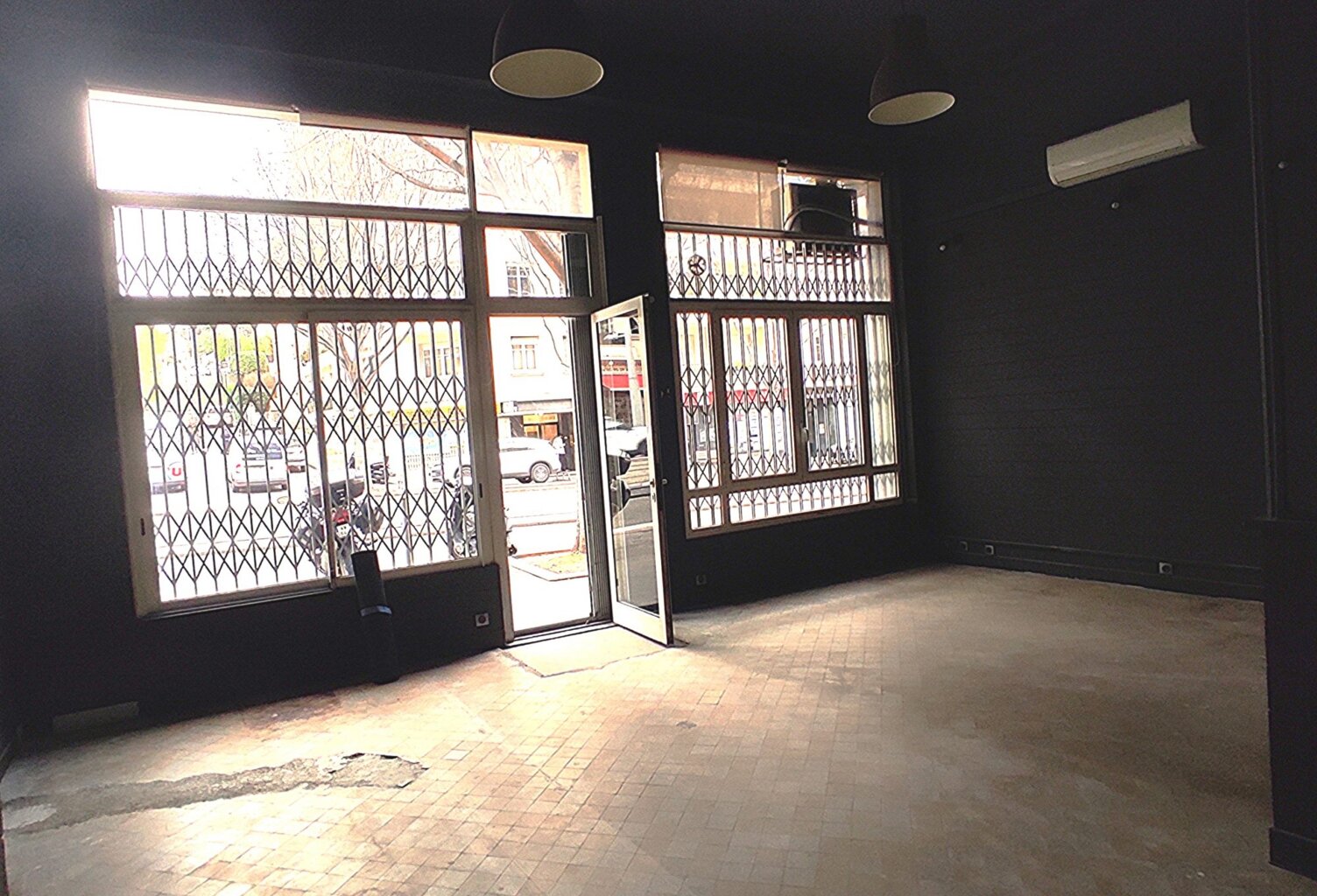 LOCAL IDEALEMENT SITUE — photo 1
