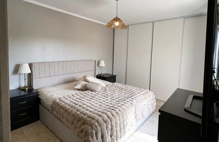 MAISON CONTEMPORAINE 3 CHAMBRES AVEC PISCINE – 120 M² – TERRAIN 707 M² – SAINT-GILLES — photo 4
