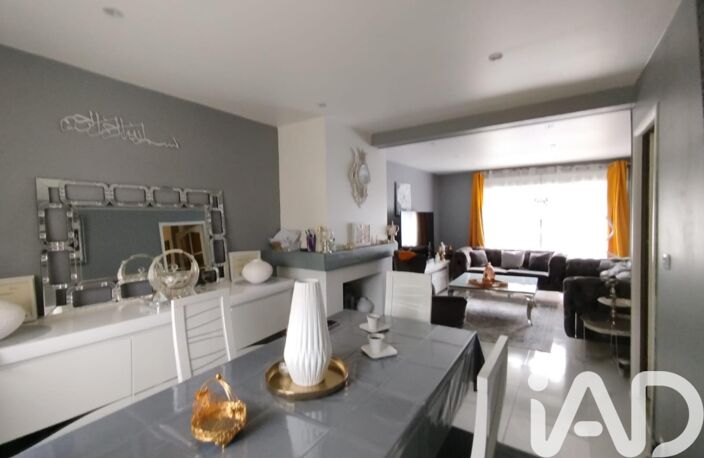 Vente Maison/villa 5 pièces — photo 2