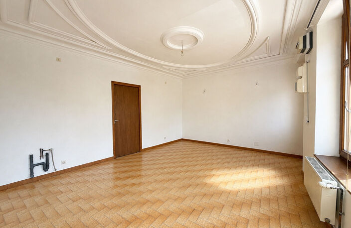MAISON 5 PIÈCE(S) 131M² - VIVIER-AU-COURT — photo 4
