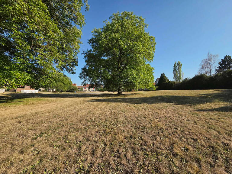 Terrain Biesles 3472 m2 — photo 1
