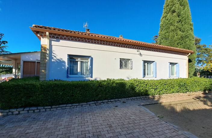 Maison familiale avec vue dégagée ST PAULET DE CAISSON — photo 2