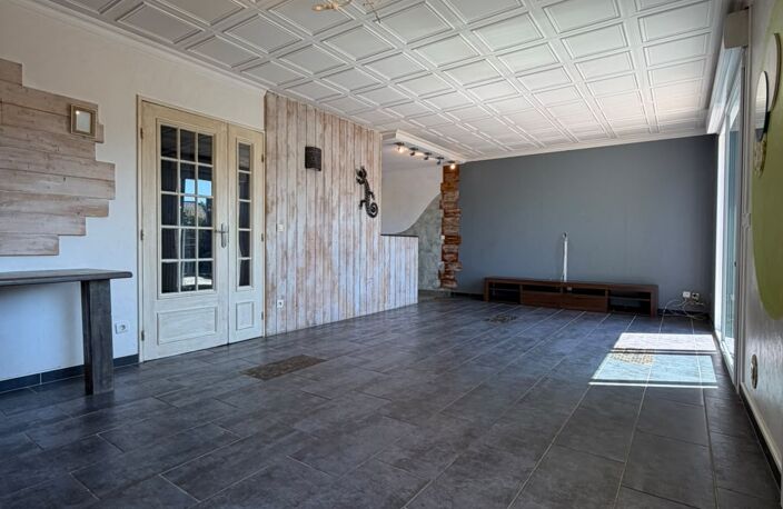 Vente Maison/villa 3 pièces — photo 2