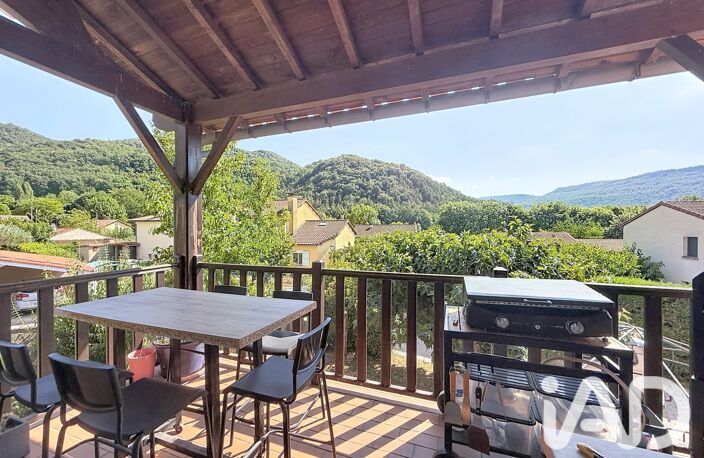 Vente Maison/villa 6 pièces — photo 2