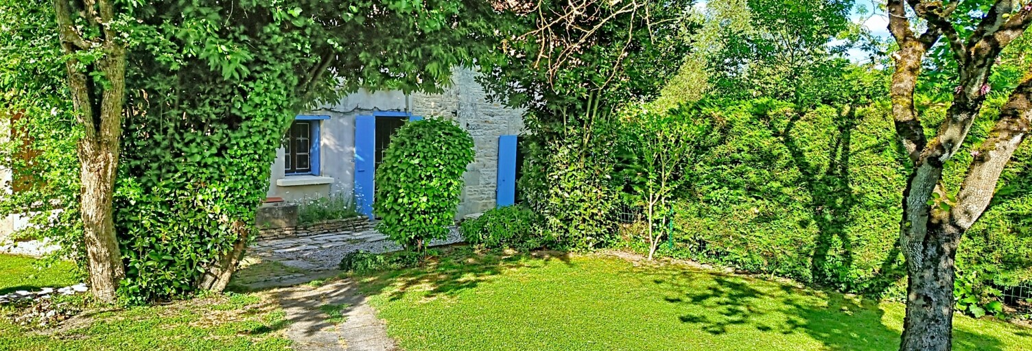 Maison 5 Pièces 152 m² à vendre à Le Vanneau-Irleau (79270)