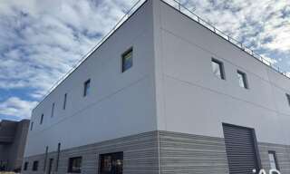 Commerce  155 m² à louer à Signes (83870)