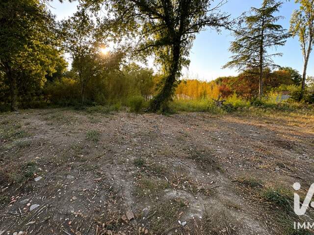 Vente Terrain à bâtir 843 m&sup2; — photo du bien