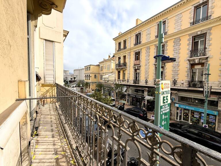 Appartement 9 pièces - Seul à l'étage — photo 1