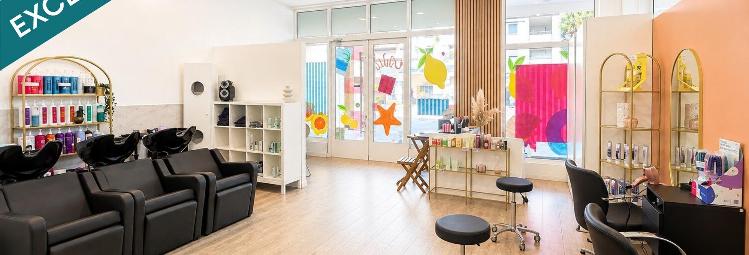 Commerce  130 m² à vendre à Antibes (06160)