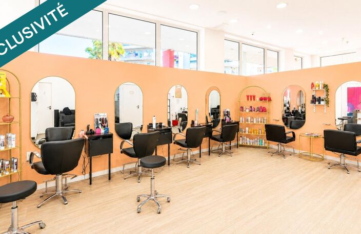 SALON DE BEAUTÉ HAUT DE GAMME  ANTIBES / JUAN-LES-PINS — photo 2