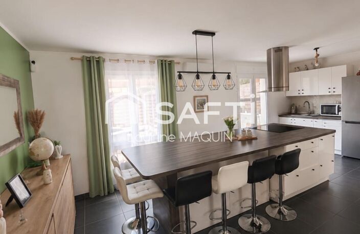 Belle maison avec un vaste séjour - secteur calme — photo 4