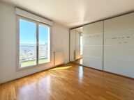 Appartement 5 pièces avec balcon, parking et cave — photo 3