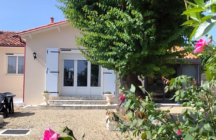 Maison plain pied impeccable avec grand terrain — photo 3