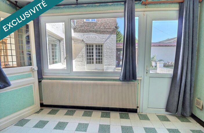 Jolie Propriété à conforter au potentiel d'env. 150 m2, idéalement située proche des commerces, garage, jardin clos et terrasse. — photo 5