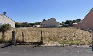 Terrain  725 m² à vendre à Longeville-sur-Mer (85560)