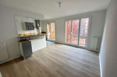 Appartement 3 pièces 662 €
