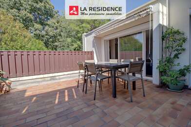 Appartement 4 pièces 239400 €