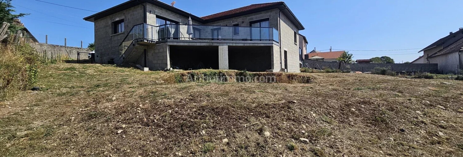 Maison 5 Pièces 125 m² à vendre à Saint-André-le-Gaz (38490)
