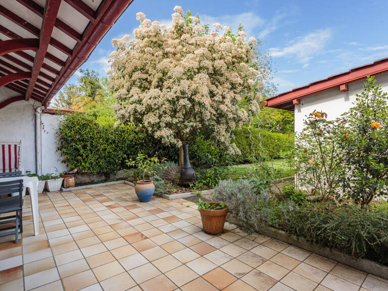 Maison mitoyenne T4 avec jardin et garage — photo 1