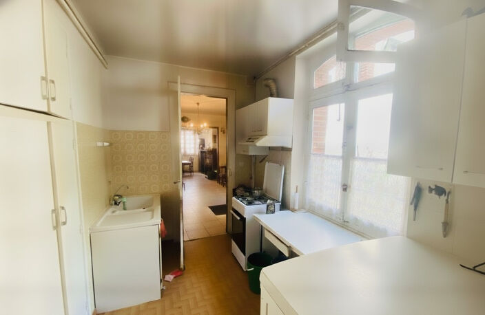 Maison de ville T5 de 151 m² - A rénover - Tournay — photo 5