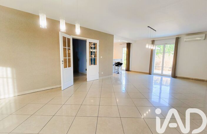 Vente Maison/villa 7 pièces — photo 2