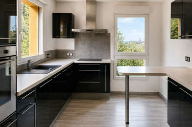 Appartement 5 pièces 239200 €
